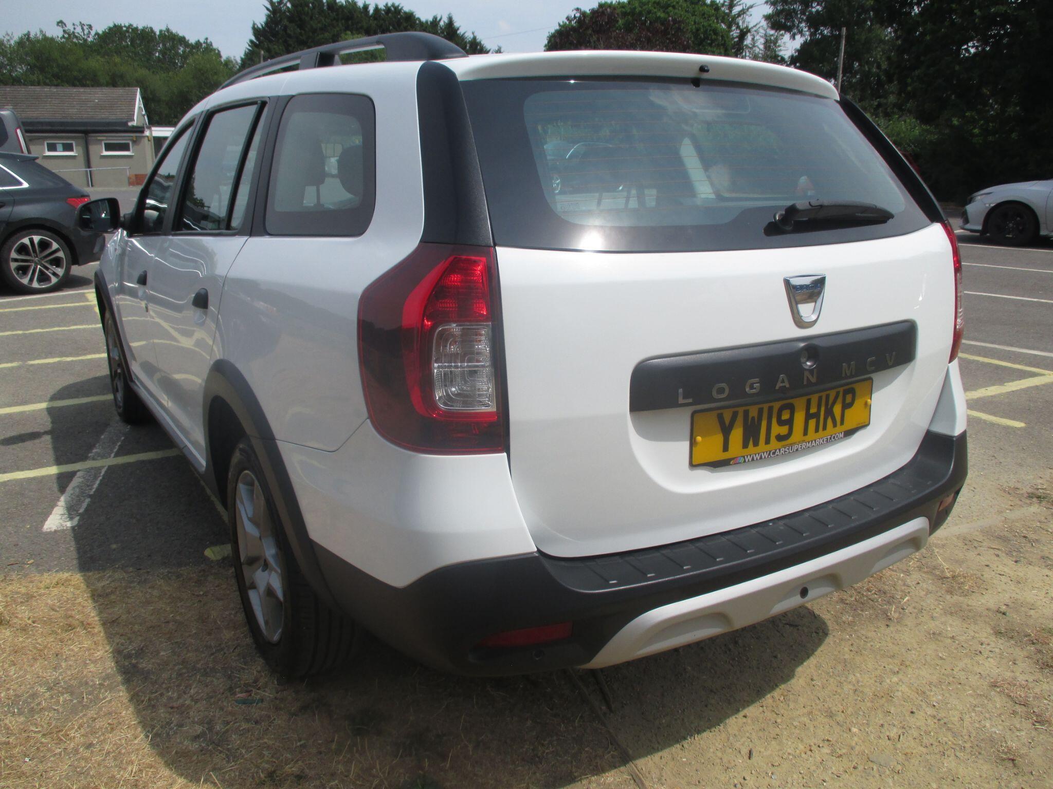 Dacia Logan MCV Stepway view 13