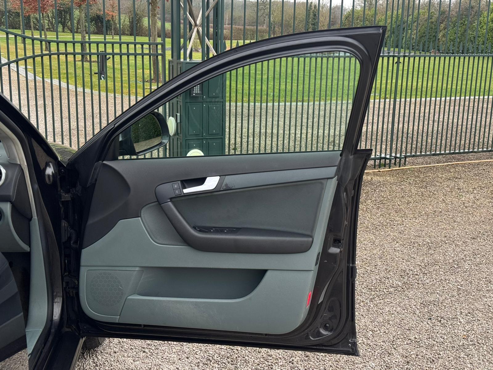 2010 Audi A3 image 9