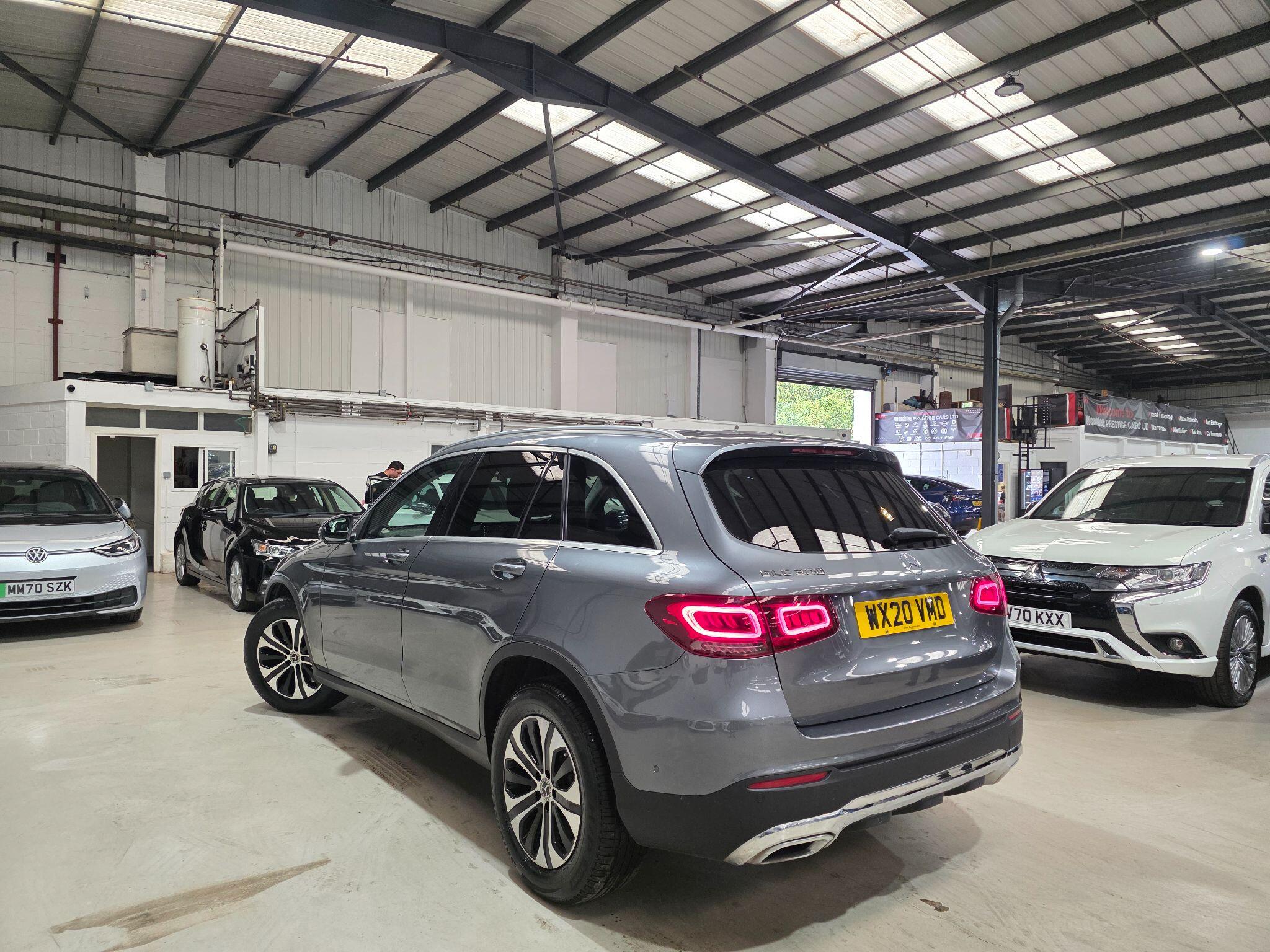 Mercedes-Benz GLC view 30