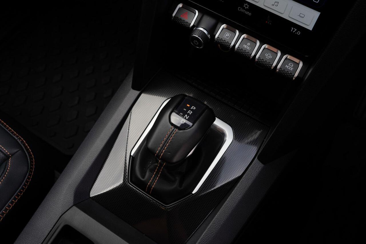Volkswagen Amarok view 44