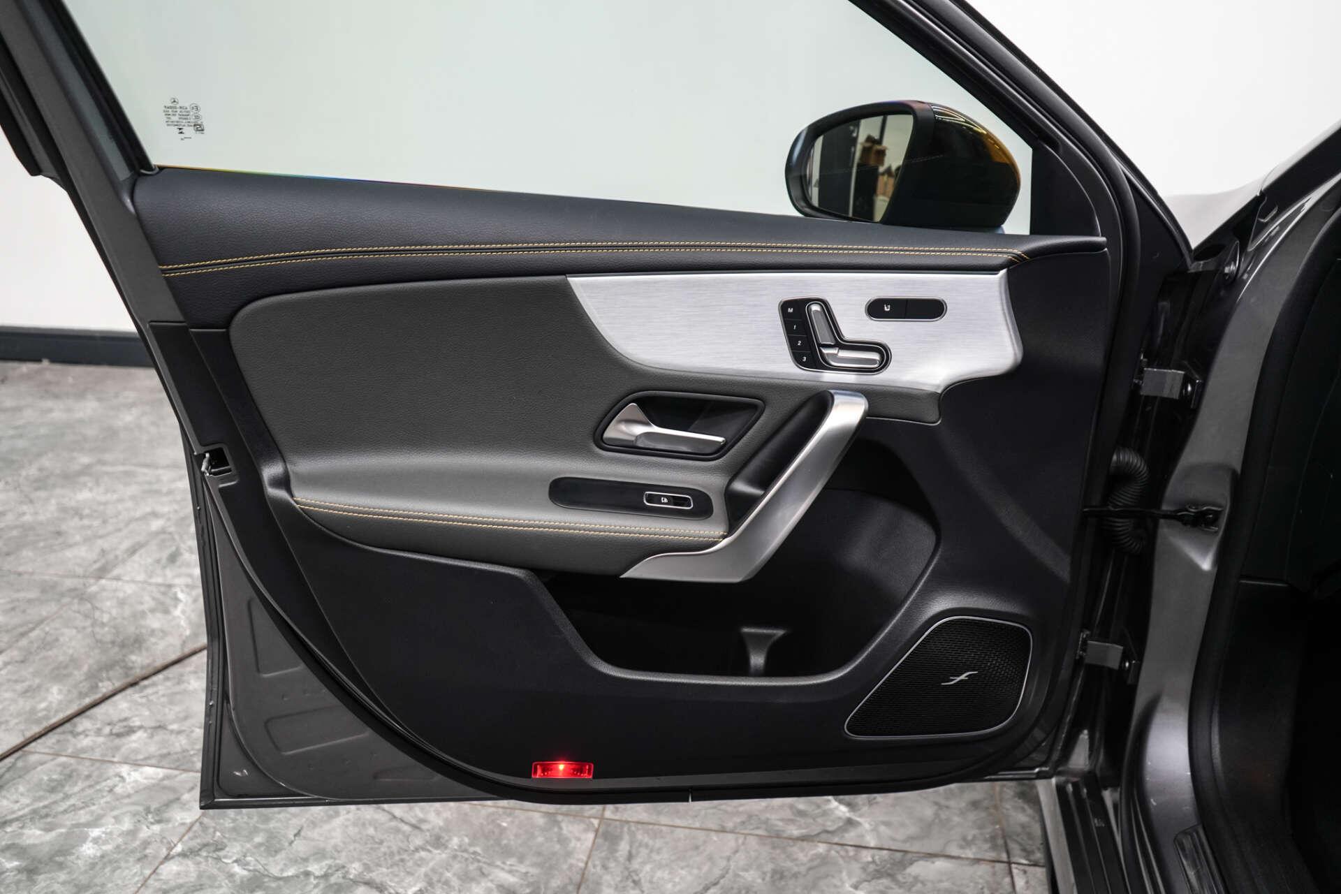 Mercedes-Benz A Class view 16