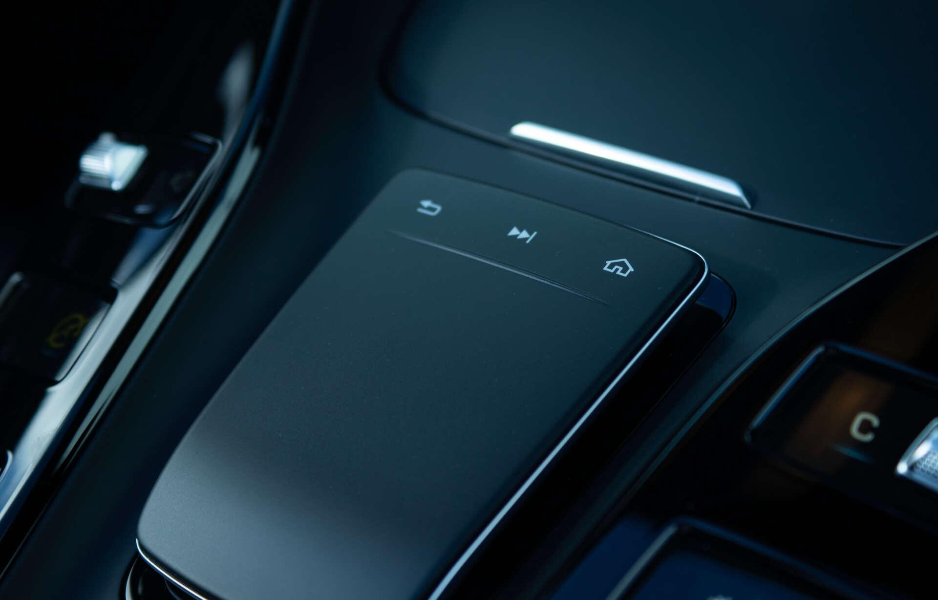 Mercedes-Benz Amg GT view 32