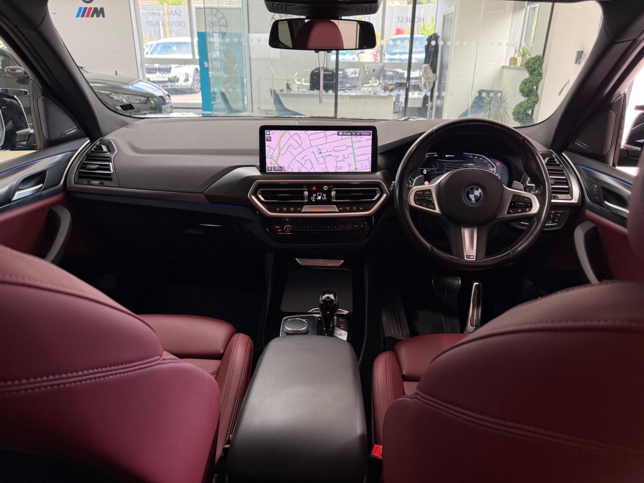 BMW X3 view 3