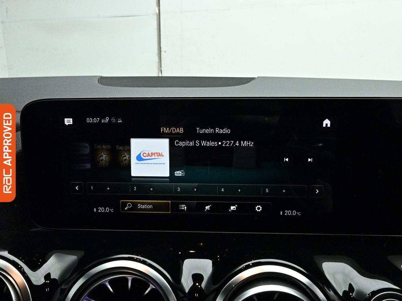 Mercedes-Benz Eqa view 18