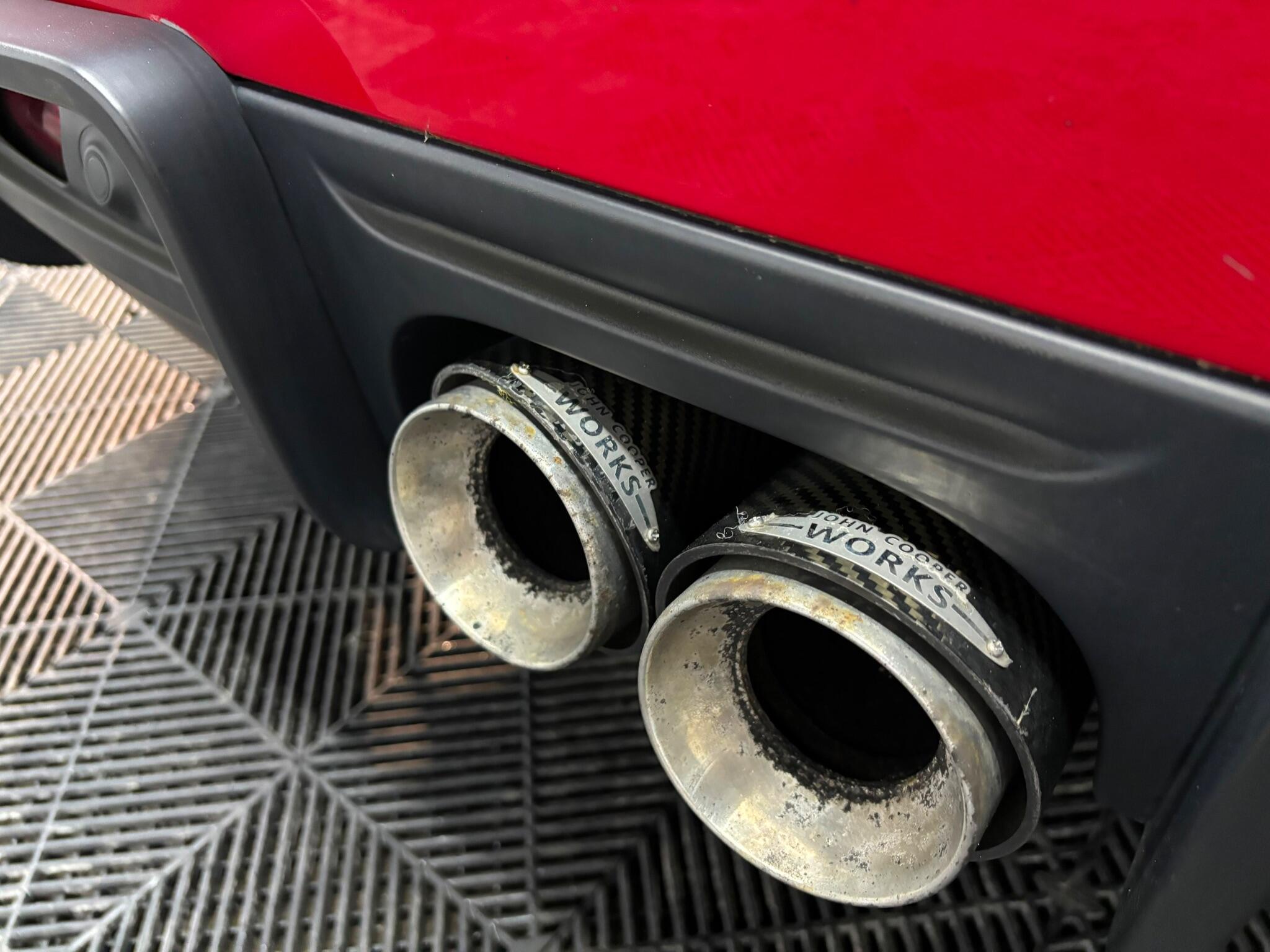 Mini Cooper view 24