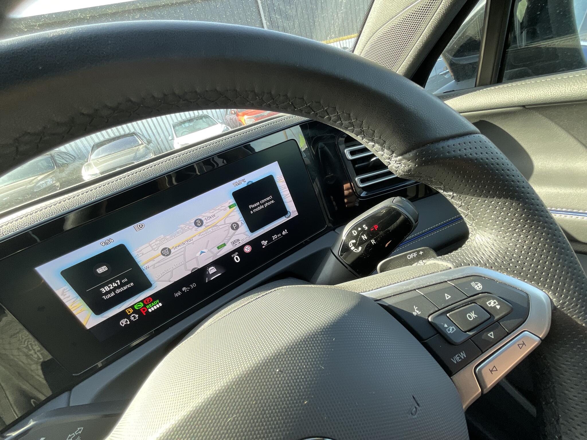 Volkswagen Tiguan view 24