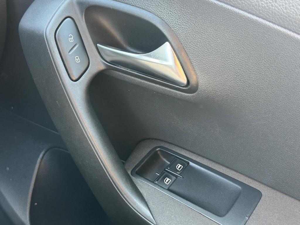 Volkswagen Polo view 36