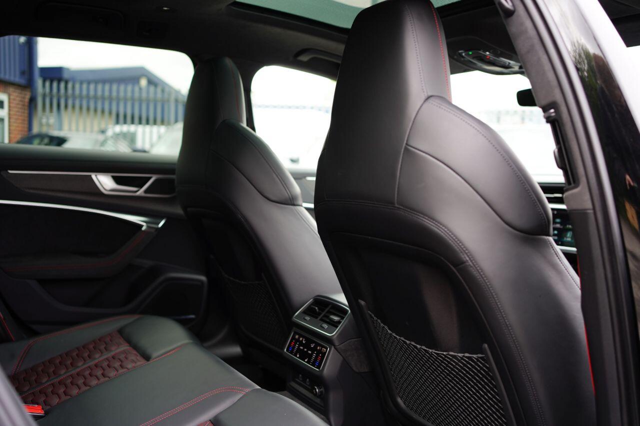 Audi RS6 view 39