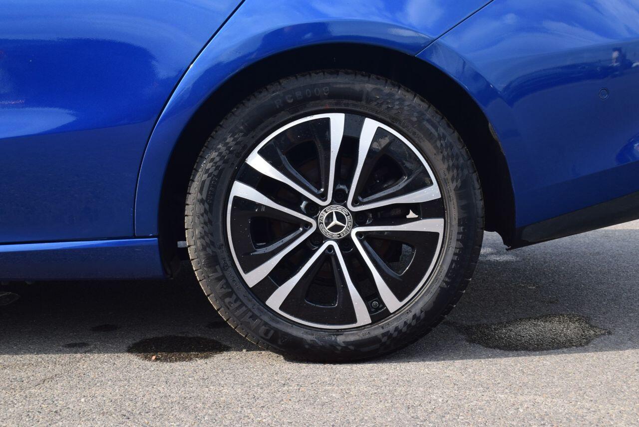 Mercedes-Benz Cla view 15