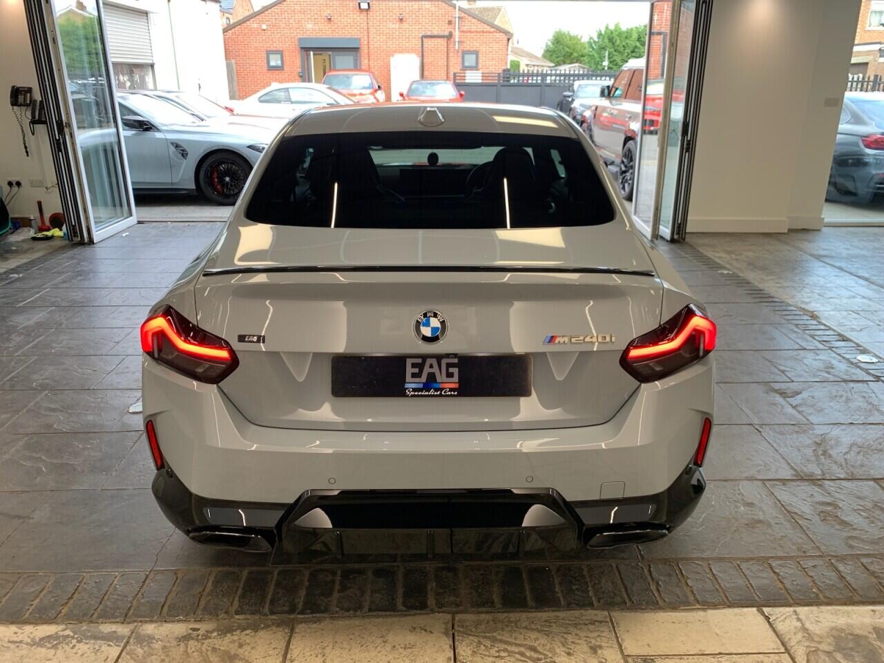 BMW 2 Series view 17