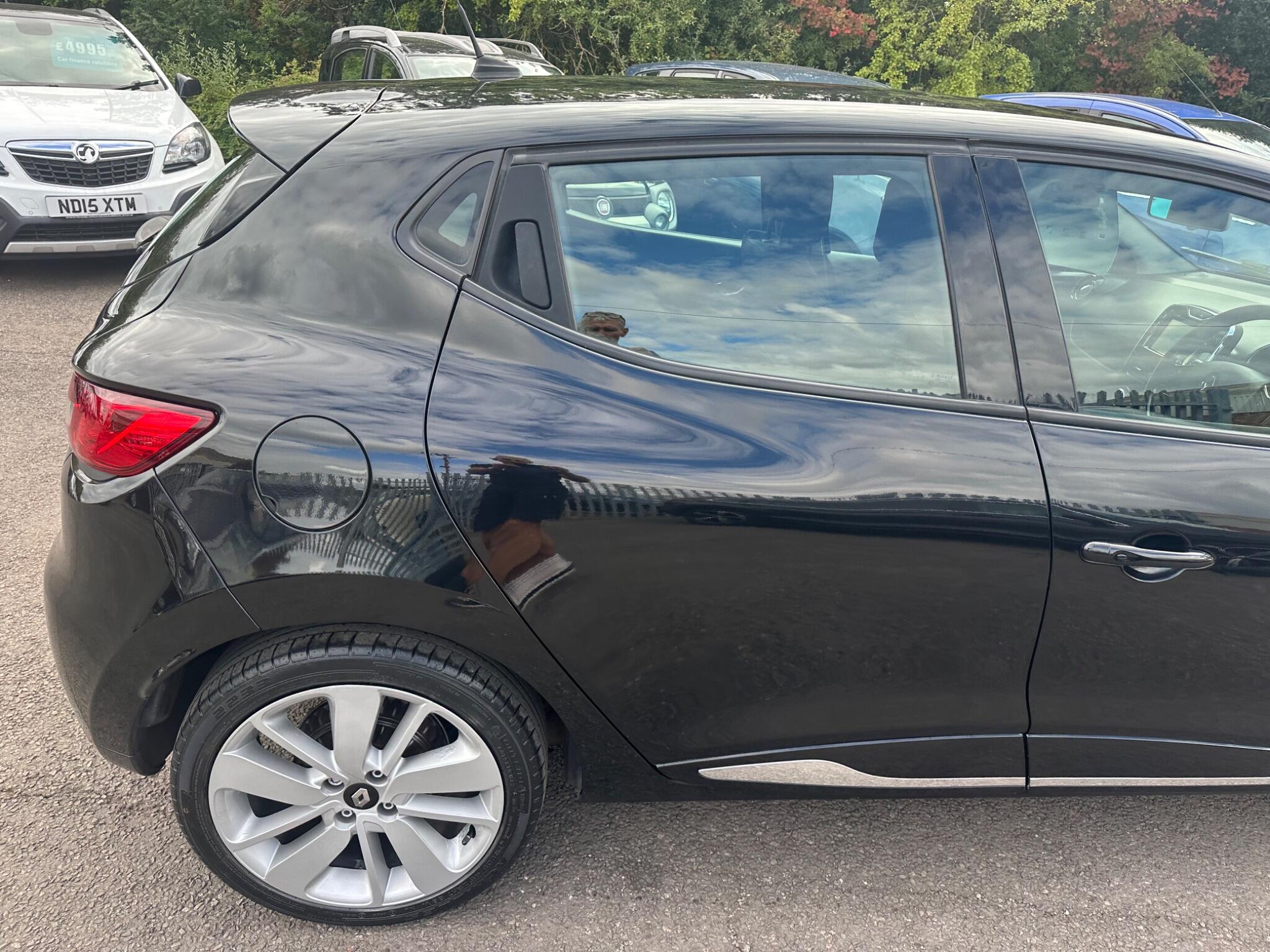 Renault Clio view 47