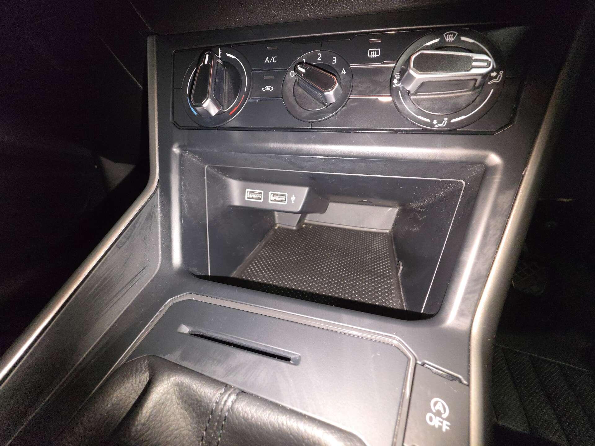 Volkswagen Polo view 34