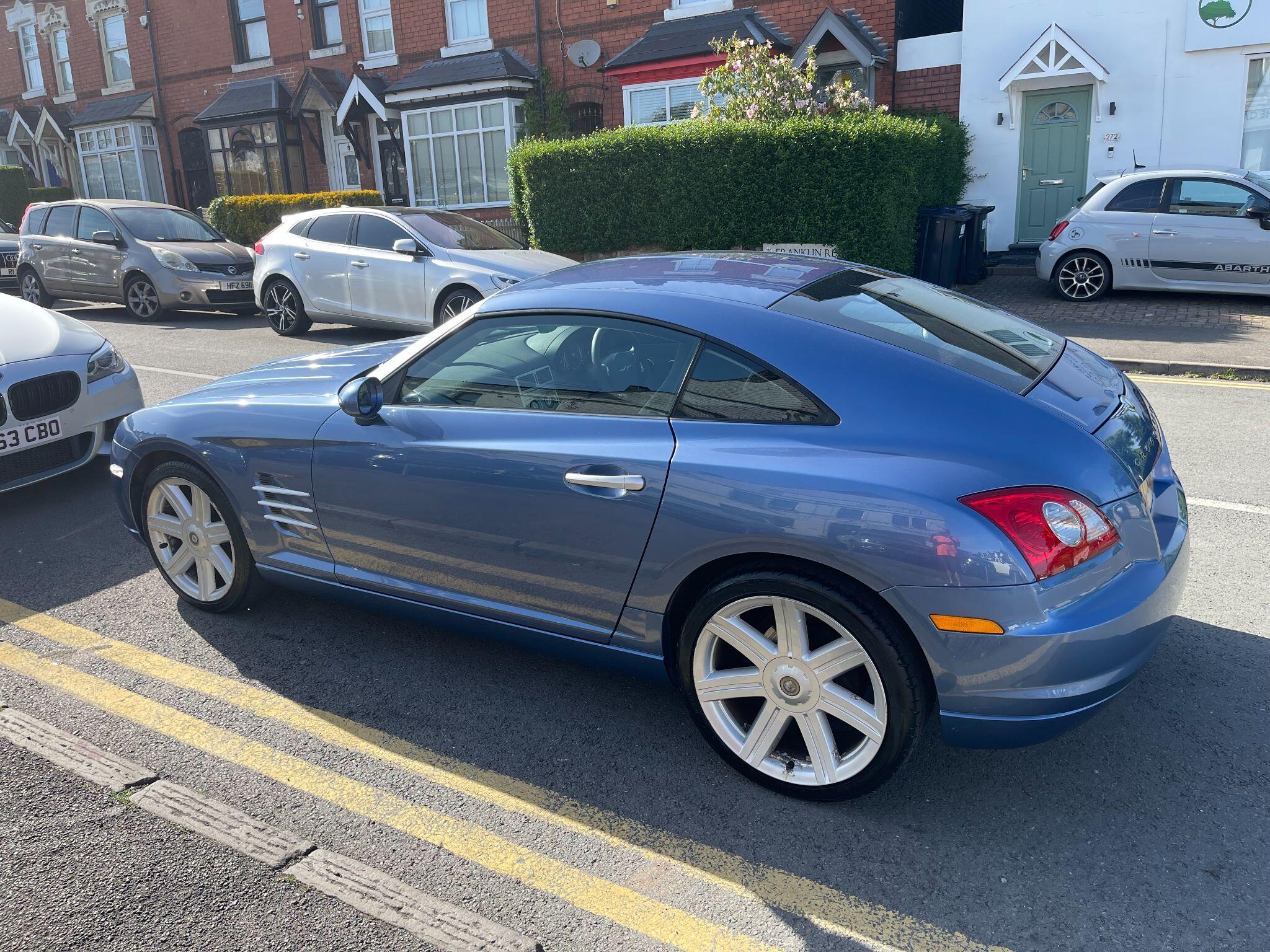 Chrysler Crossfire view 13