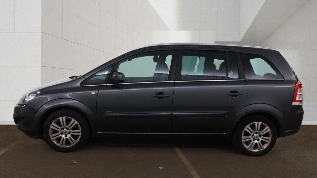 Vauxhall Zafira view 7