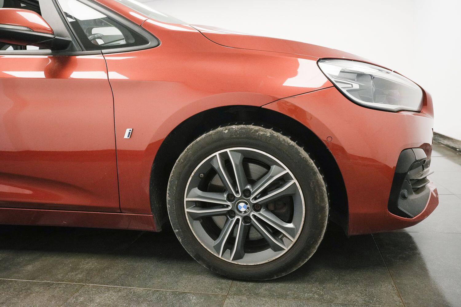 BMW 2 Series Active Tourer view 6