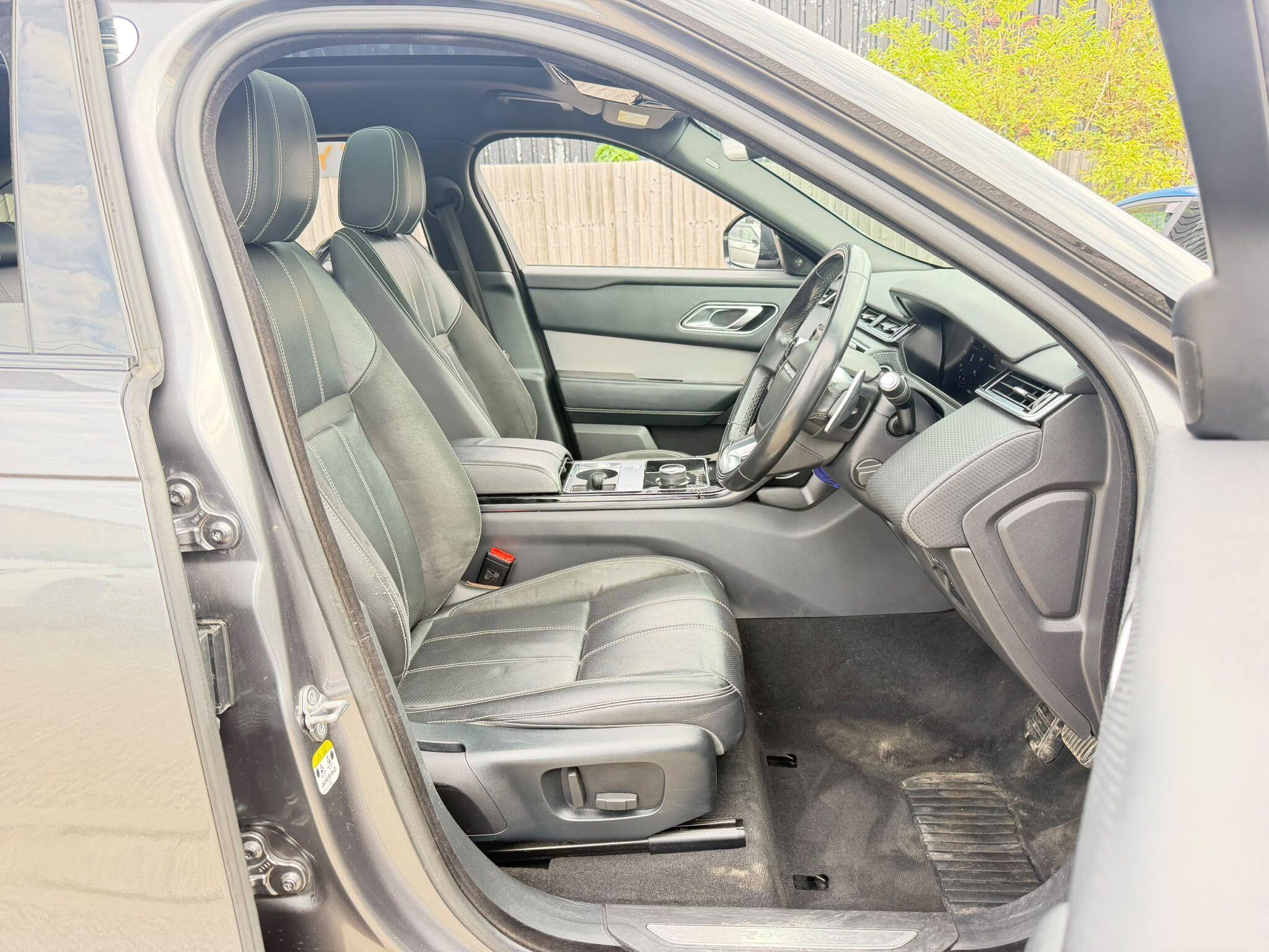 Land Rover Range Rover Velar view 11