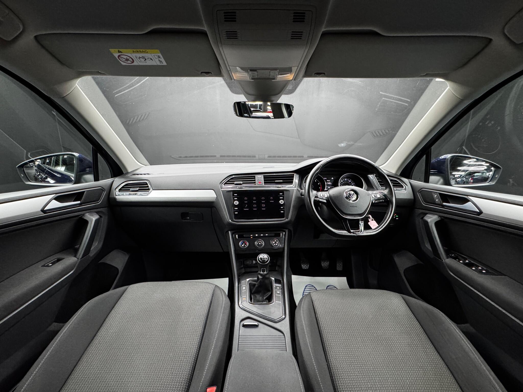 Volkswagen Tiguan view 15
