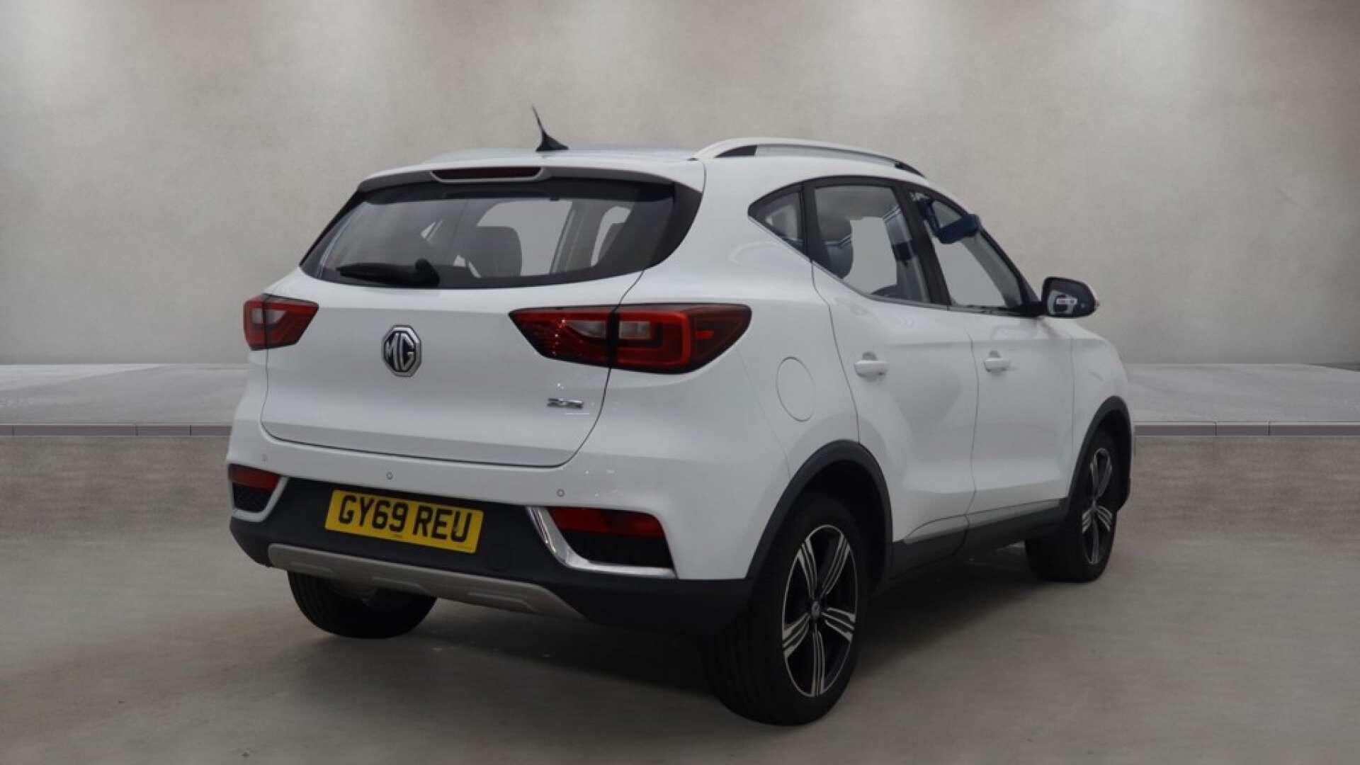 MG ZS view 10