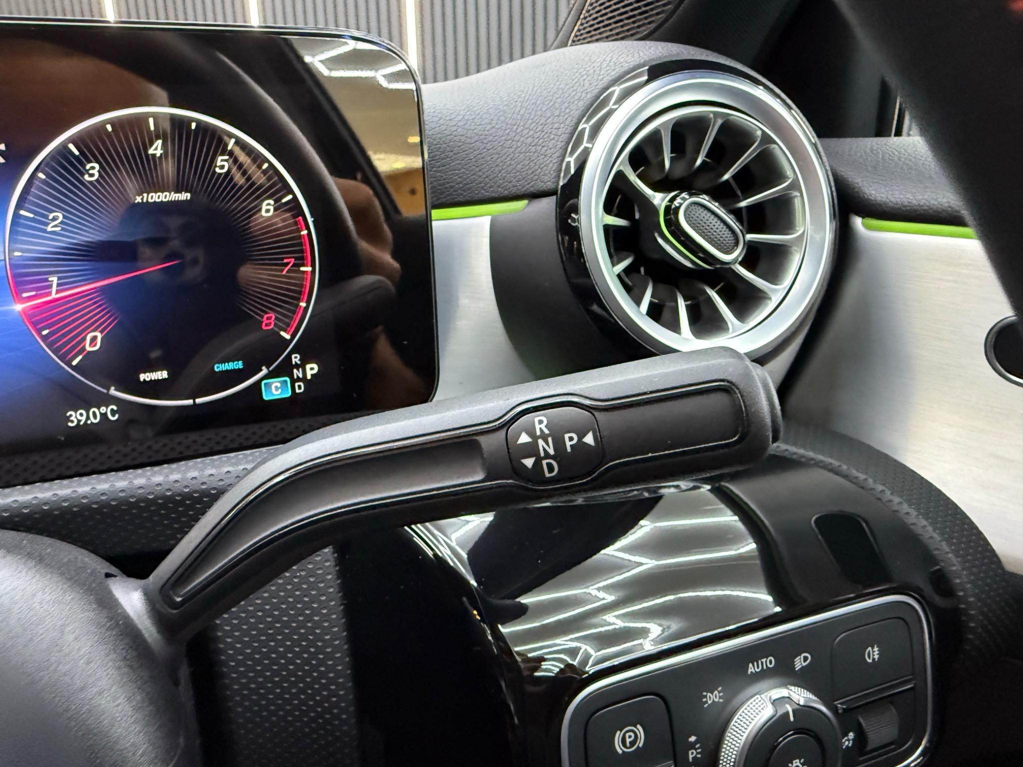 Mercedes-Benz A Class view 14