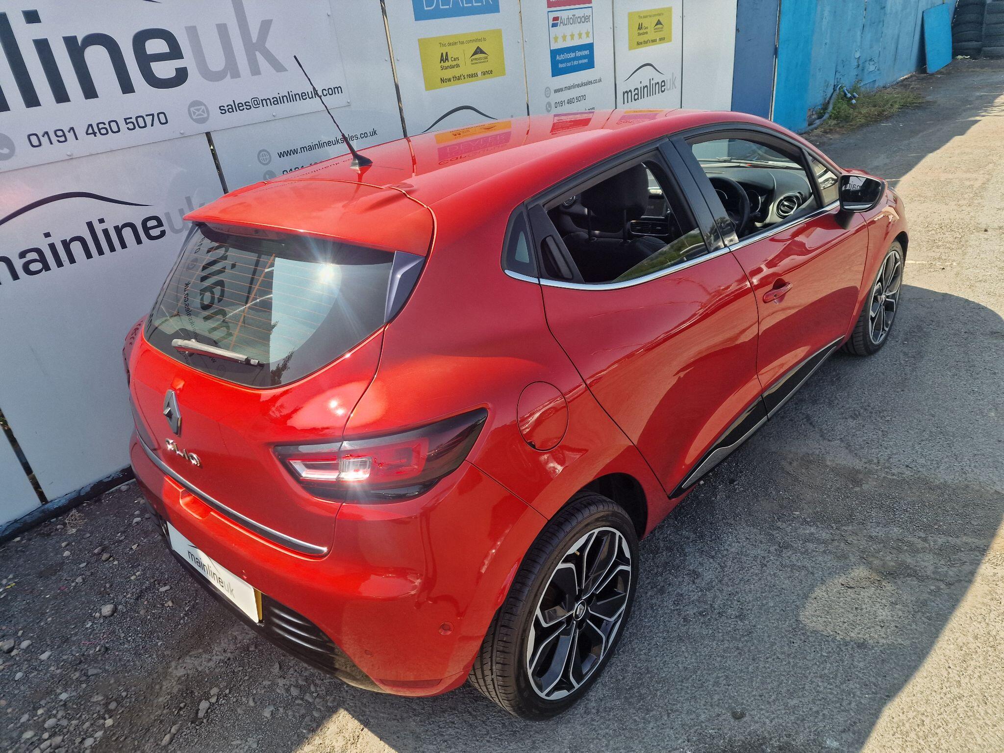 Renault Clio view 25