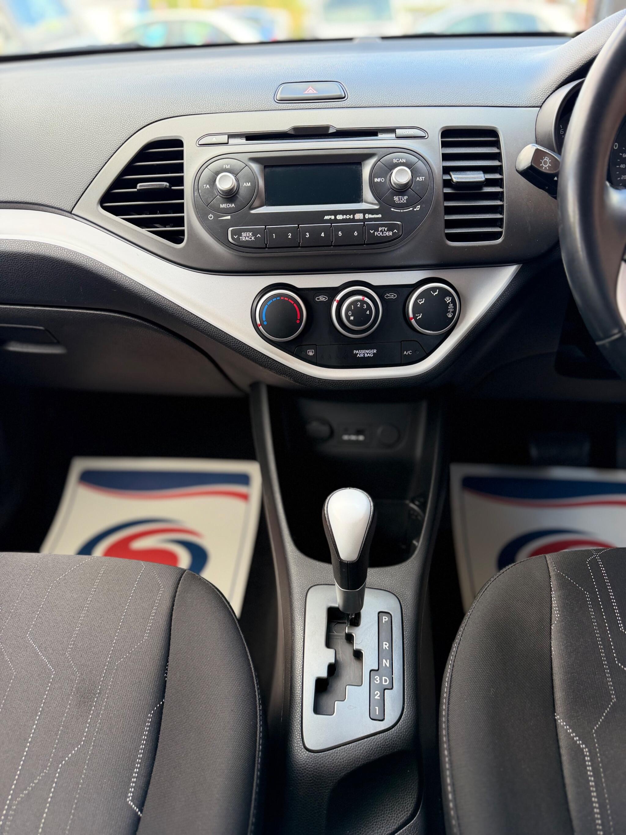 Kia Picanto view 17