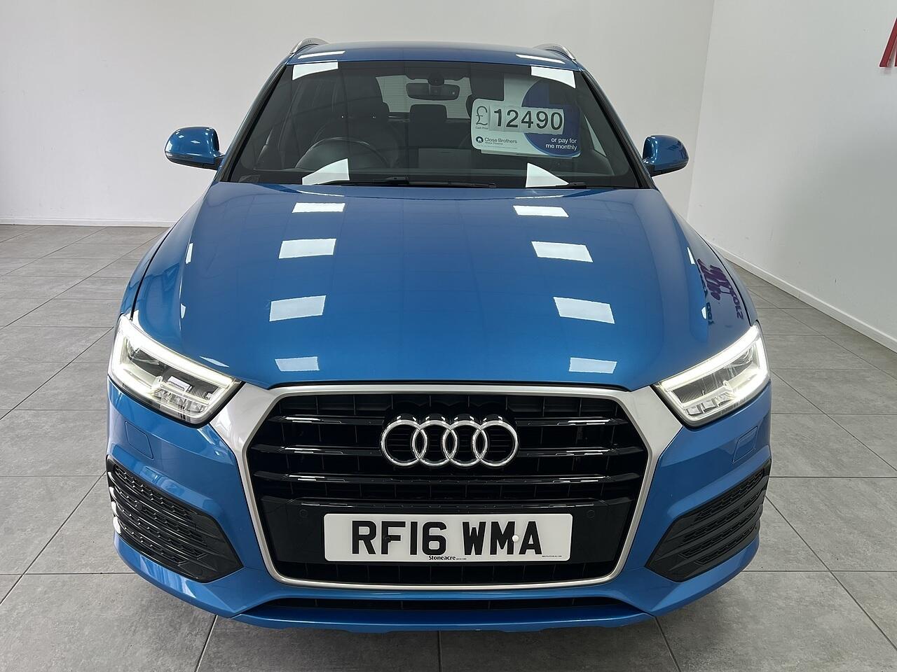Audi Q3 view 7