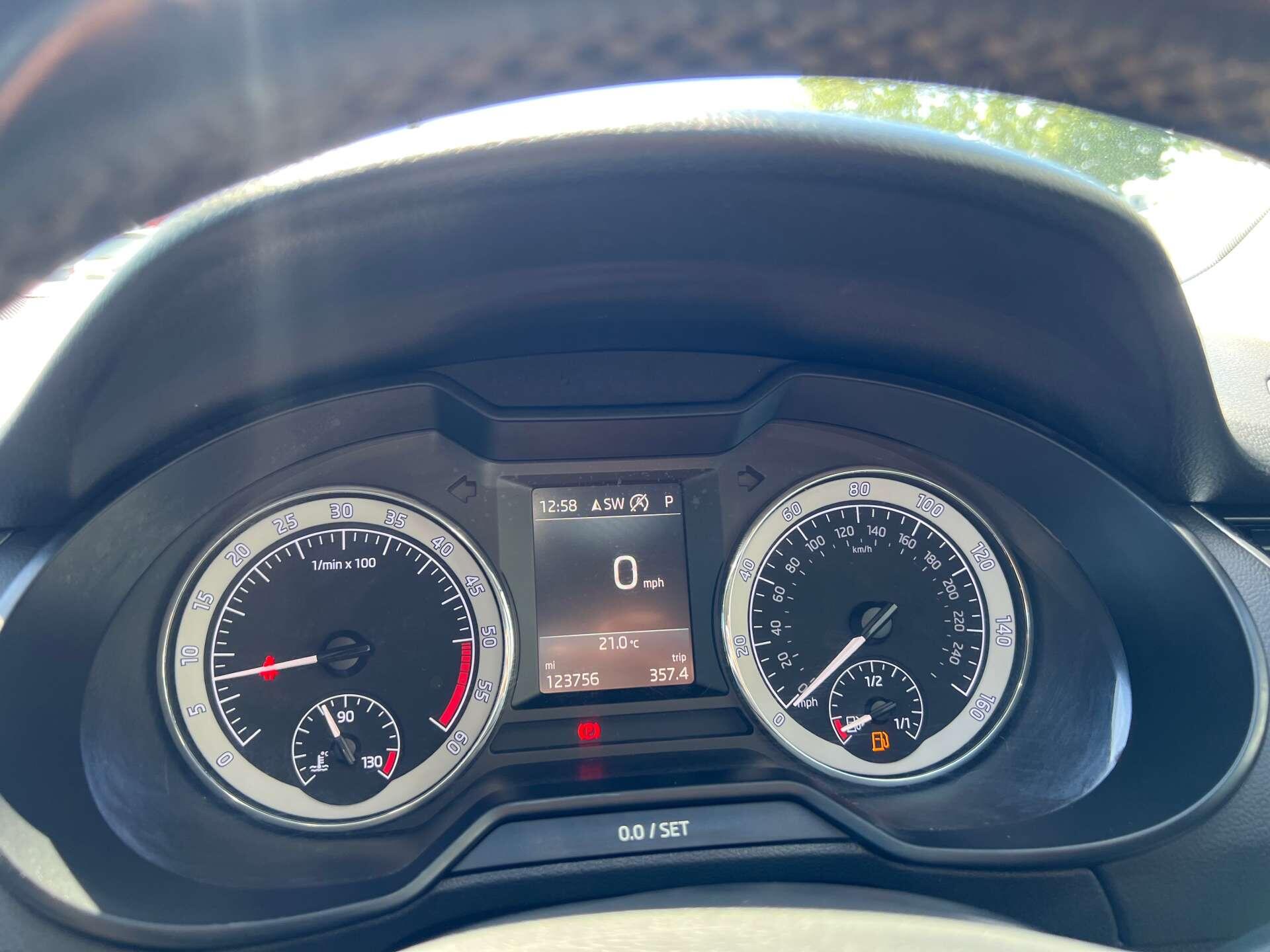 Skoda Octavia view 19