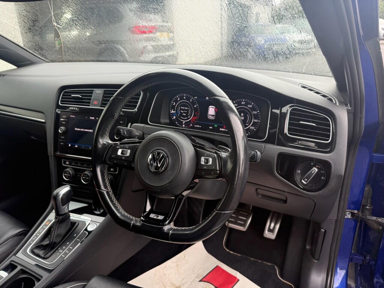 Volkswagen Golf view 14