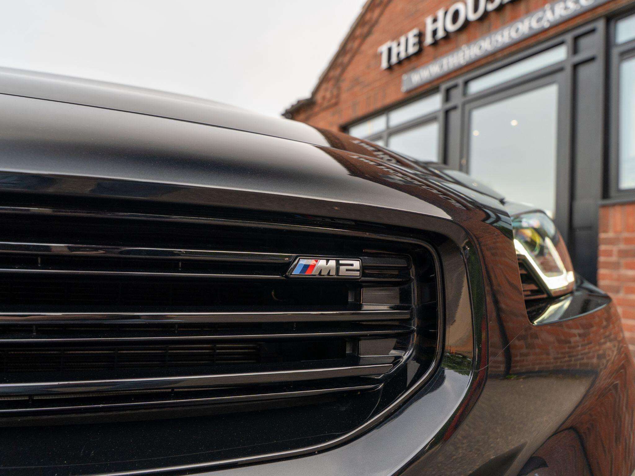 BMW M2 view 24