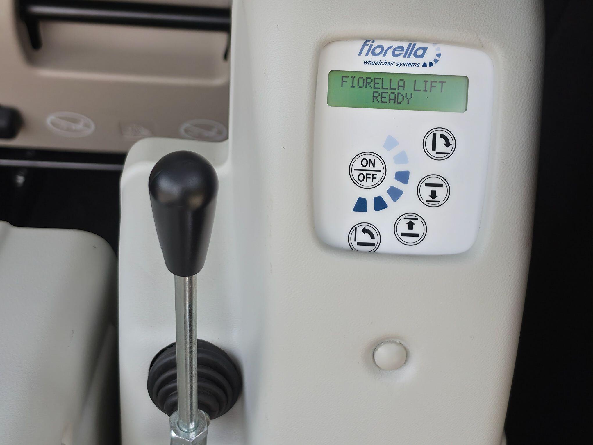 Mercedes-Benz V Class view 14