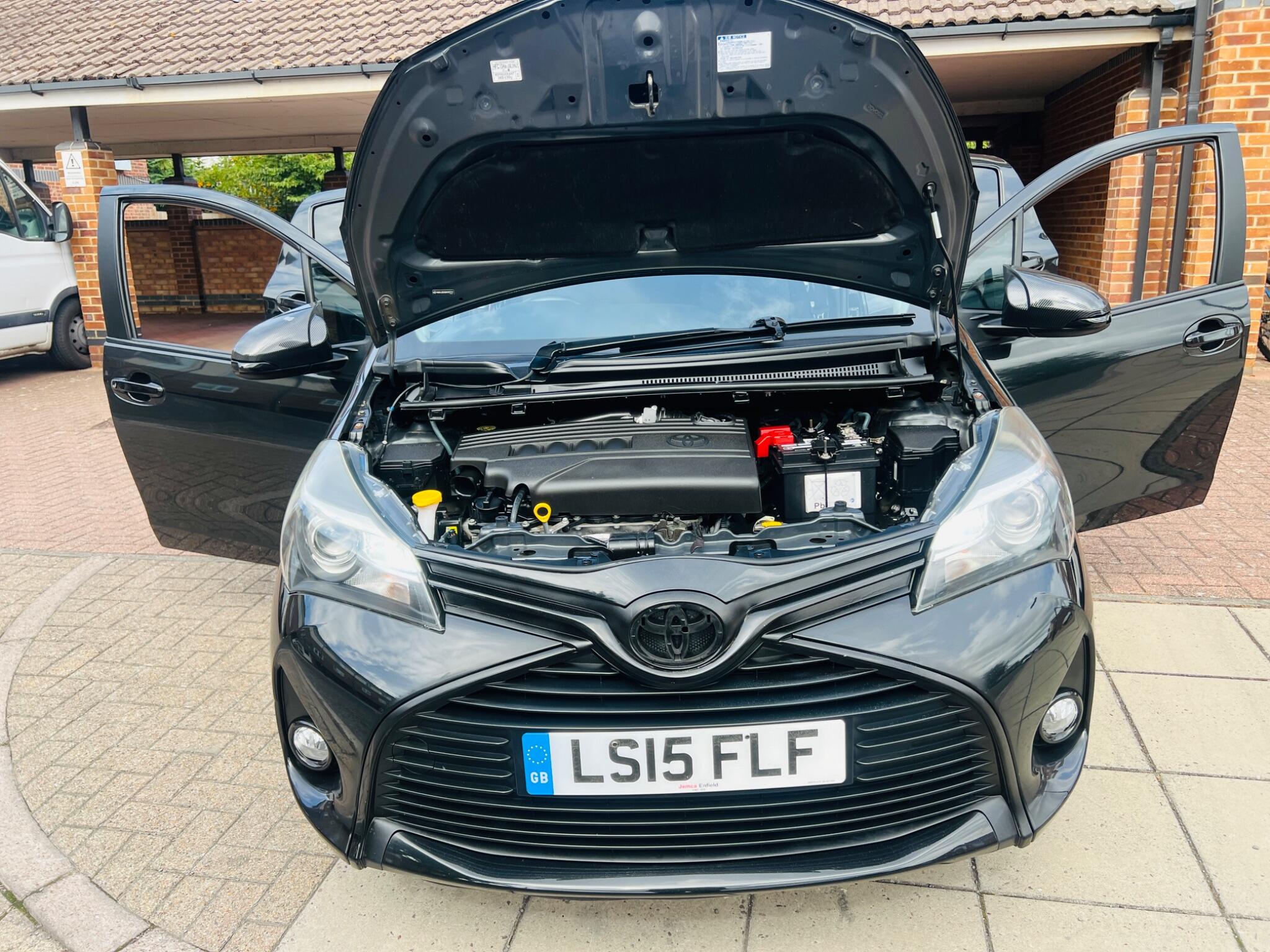 Toyota Yaris view 2