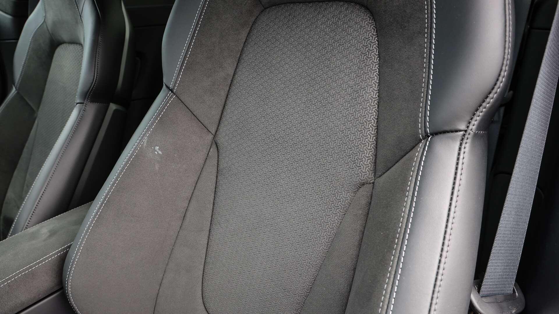 Porsche 911 view 15