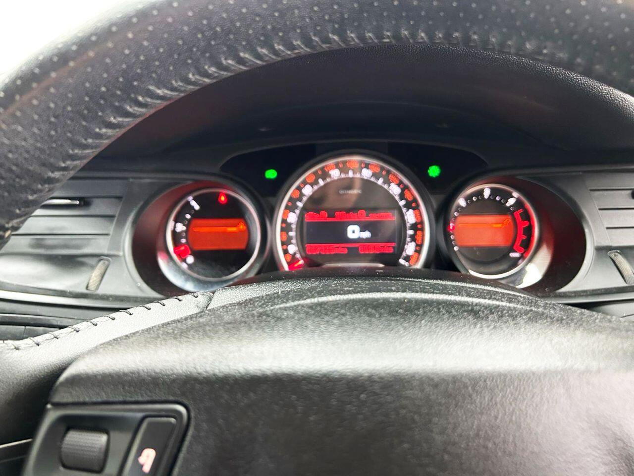Citroen C5 view 17