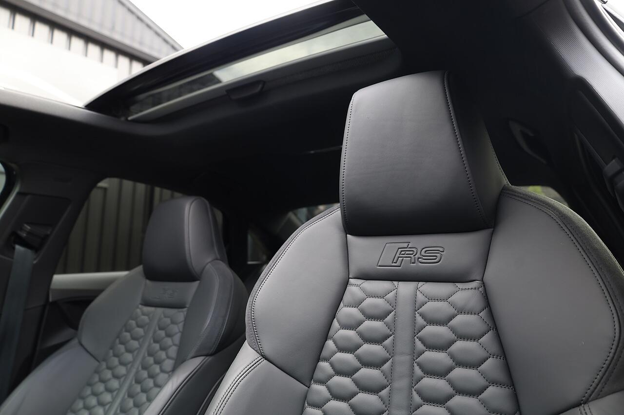 Audi RS3 view 11