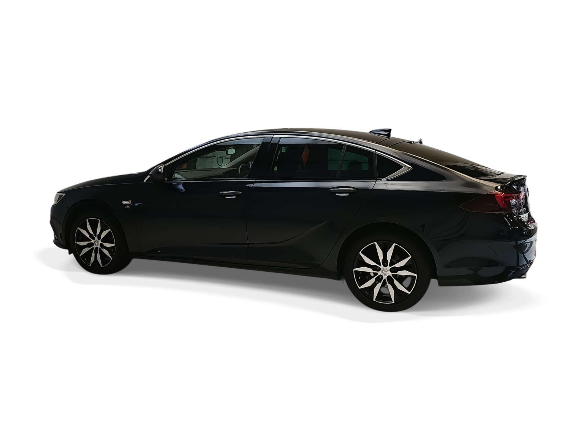 Vauxhall Insignia view 5