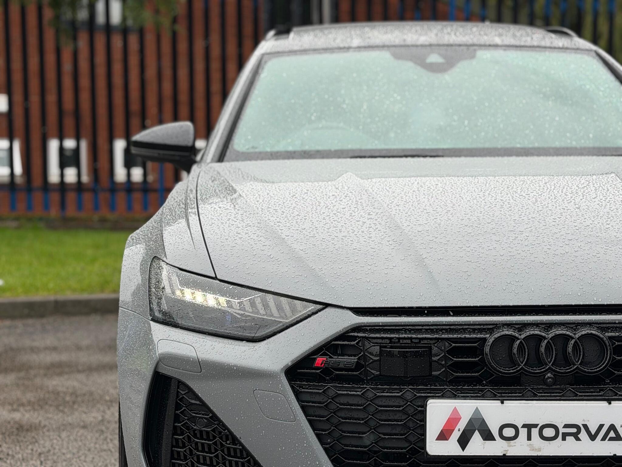 Audi RS6 view 15