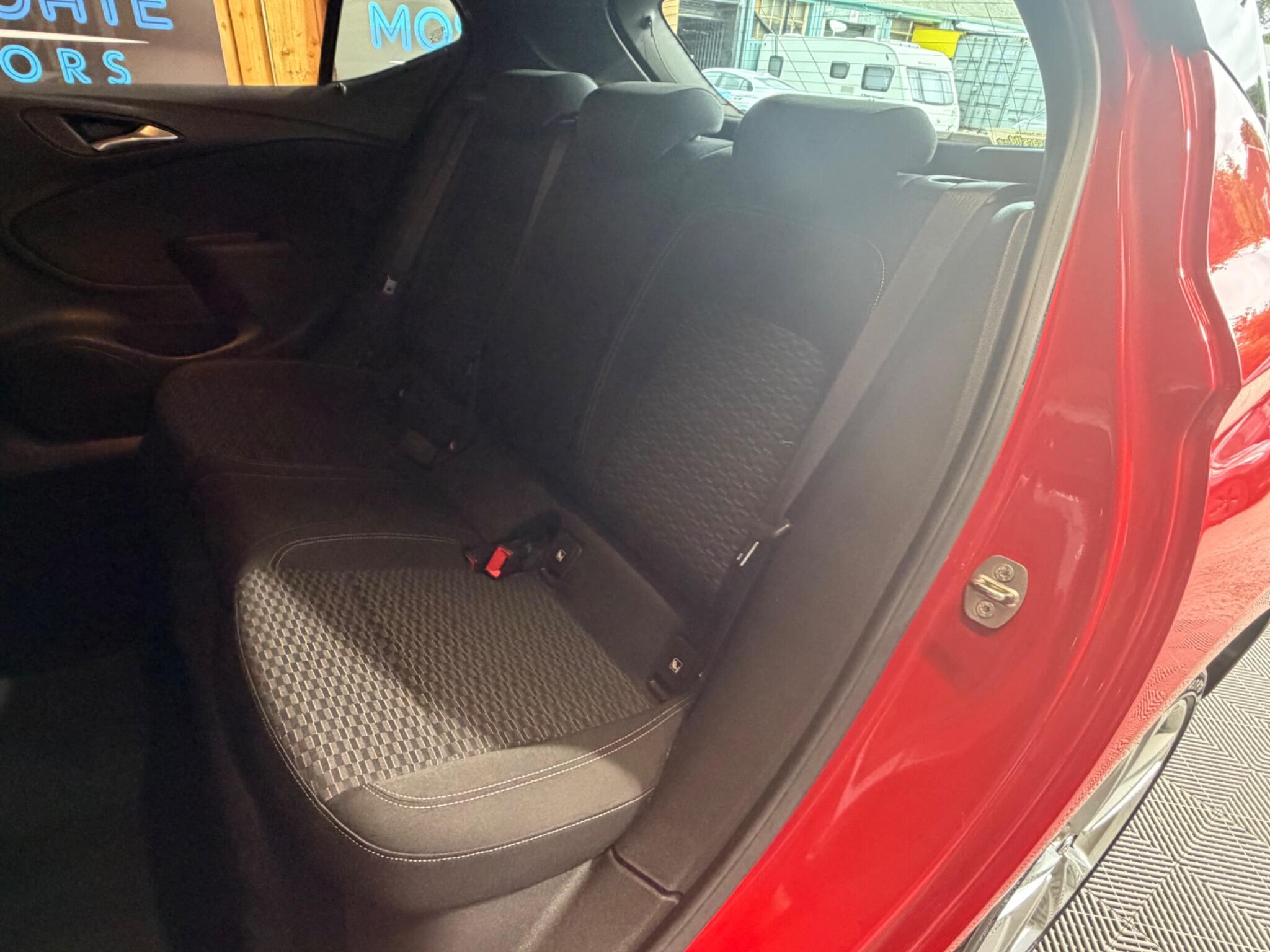 Vauxhall Astra view 20