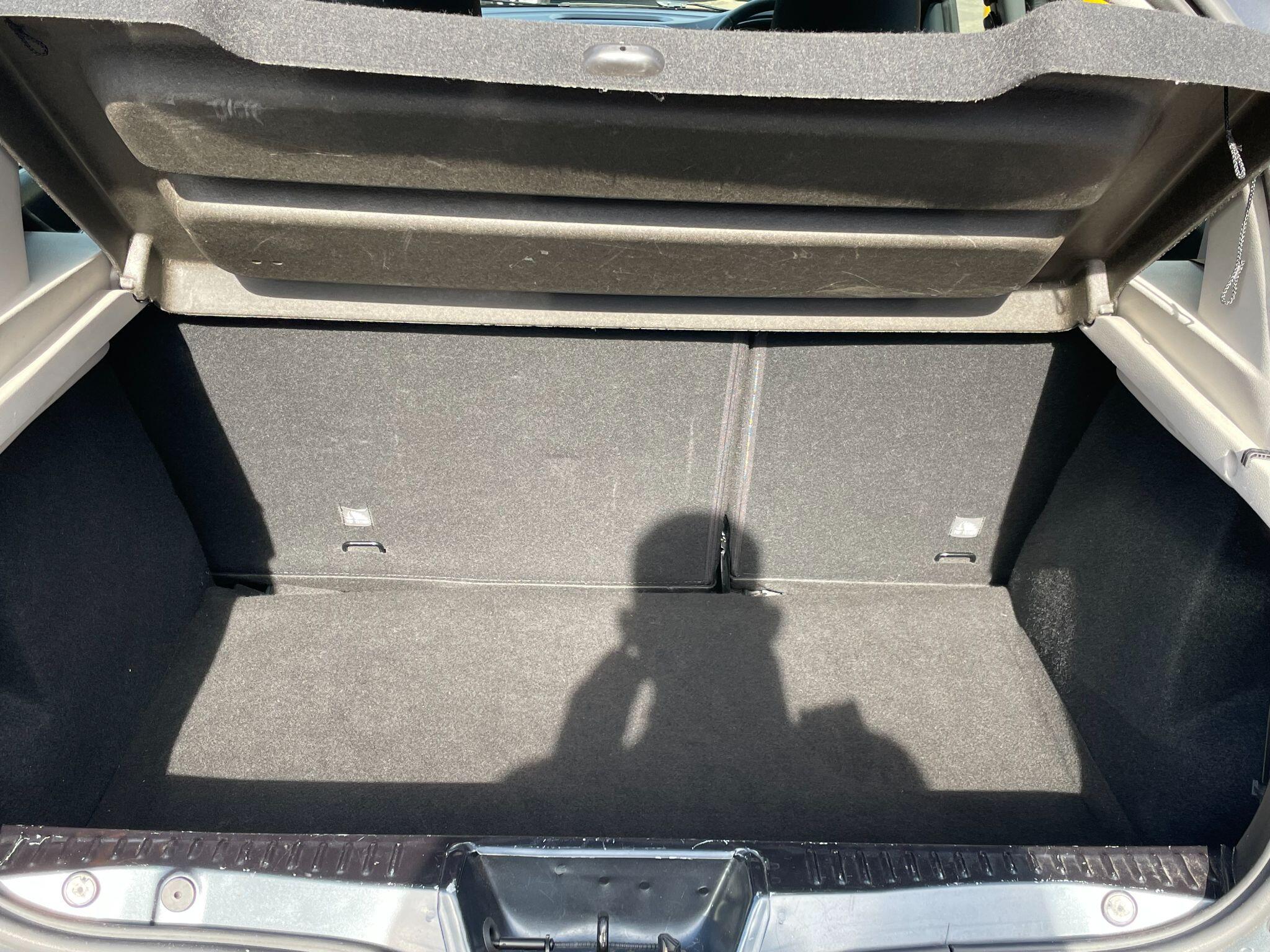 Dacia Sandero view 18