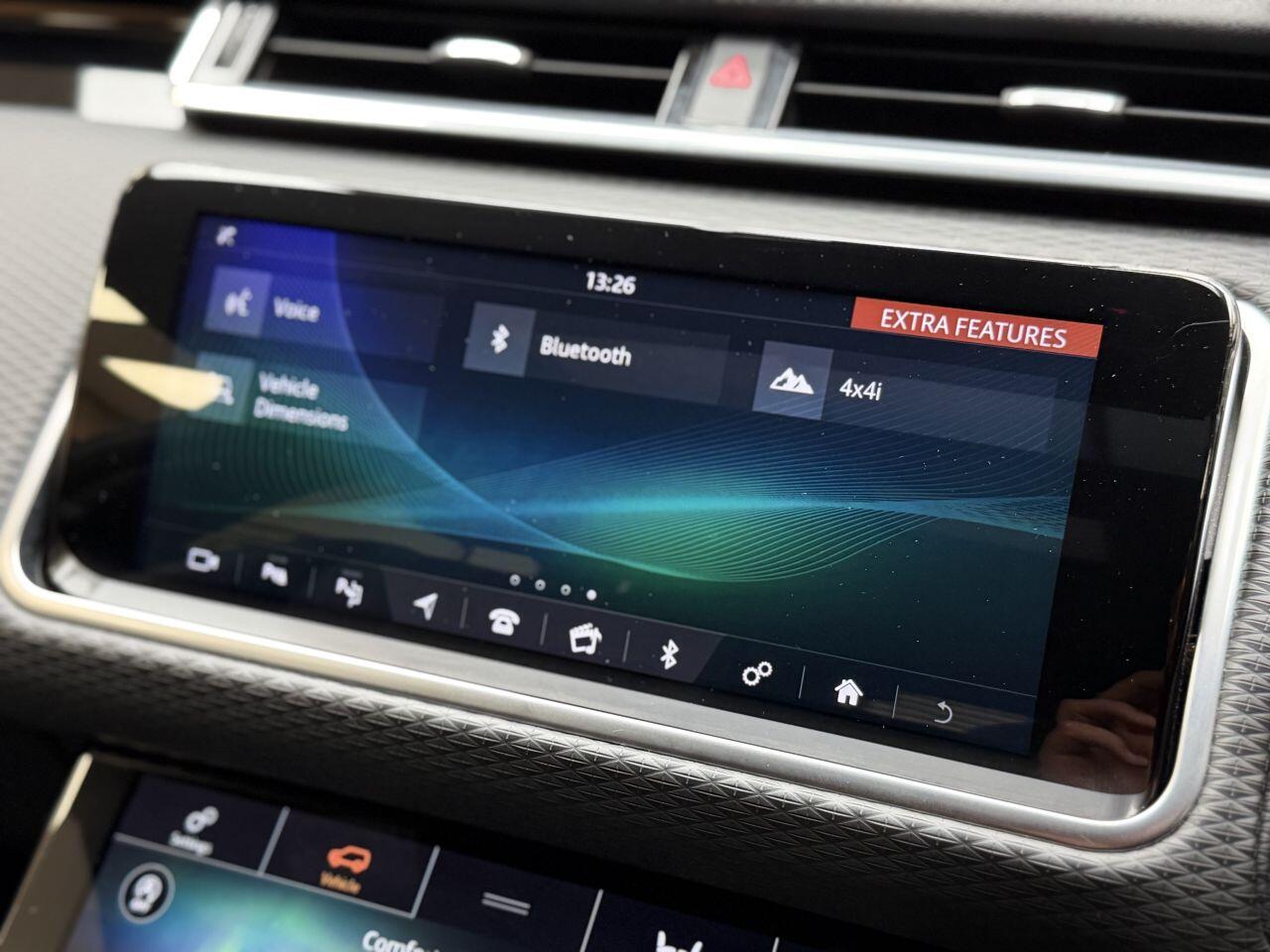 Land Rover Range Rover Velar view 54
