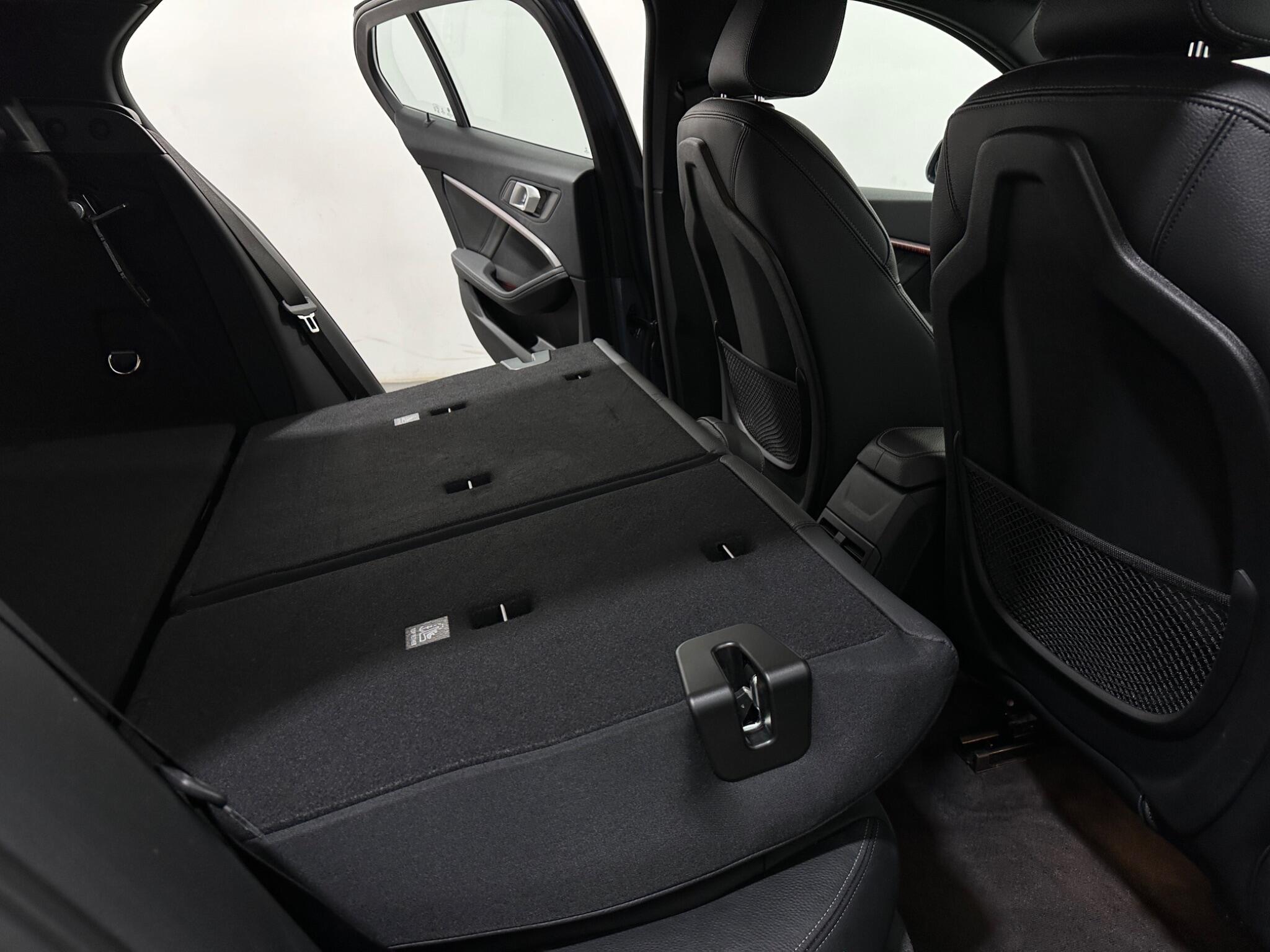 BMW 1 Series view 46