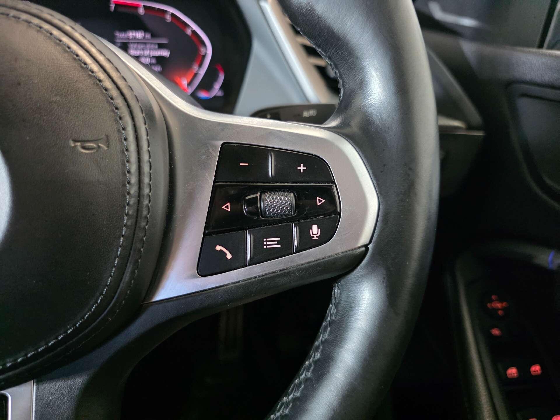 BMW 2 Series view 20