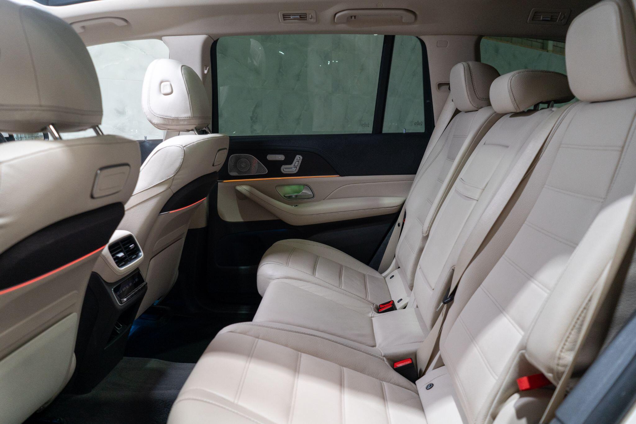 Mercedes-Benz GLS view 19