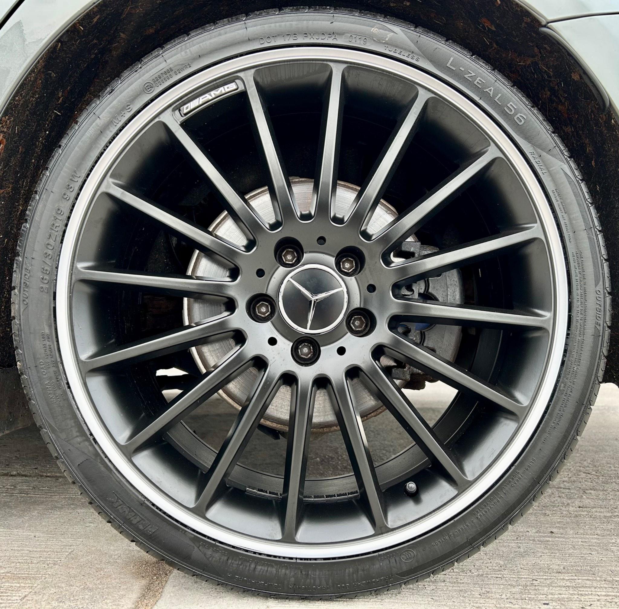 Mercedes-Benz C-Class view 14