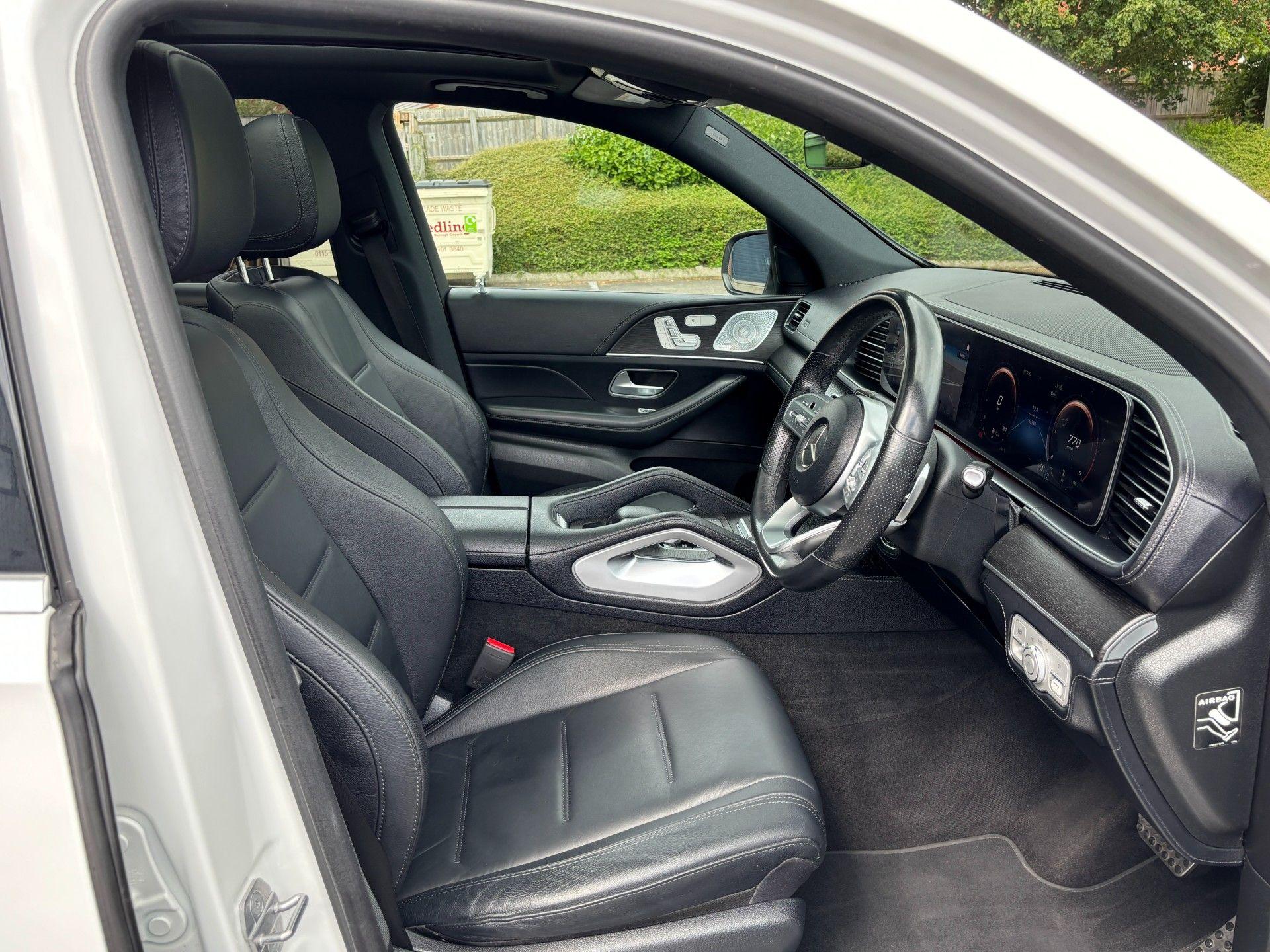 Mercedes-Benz Gle view 28
