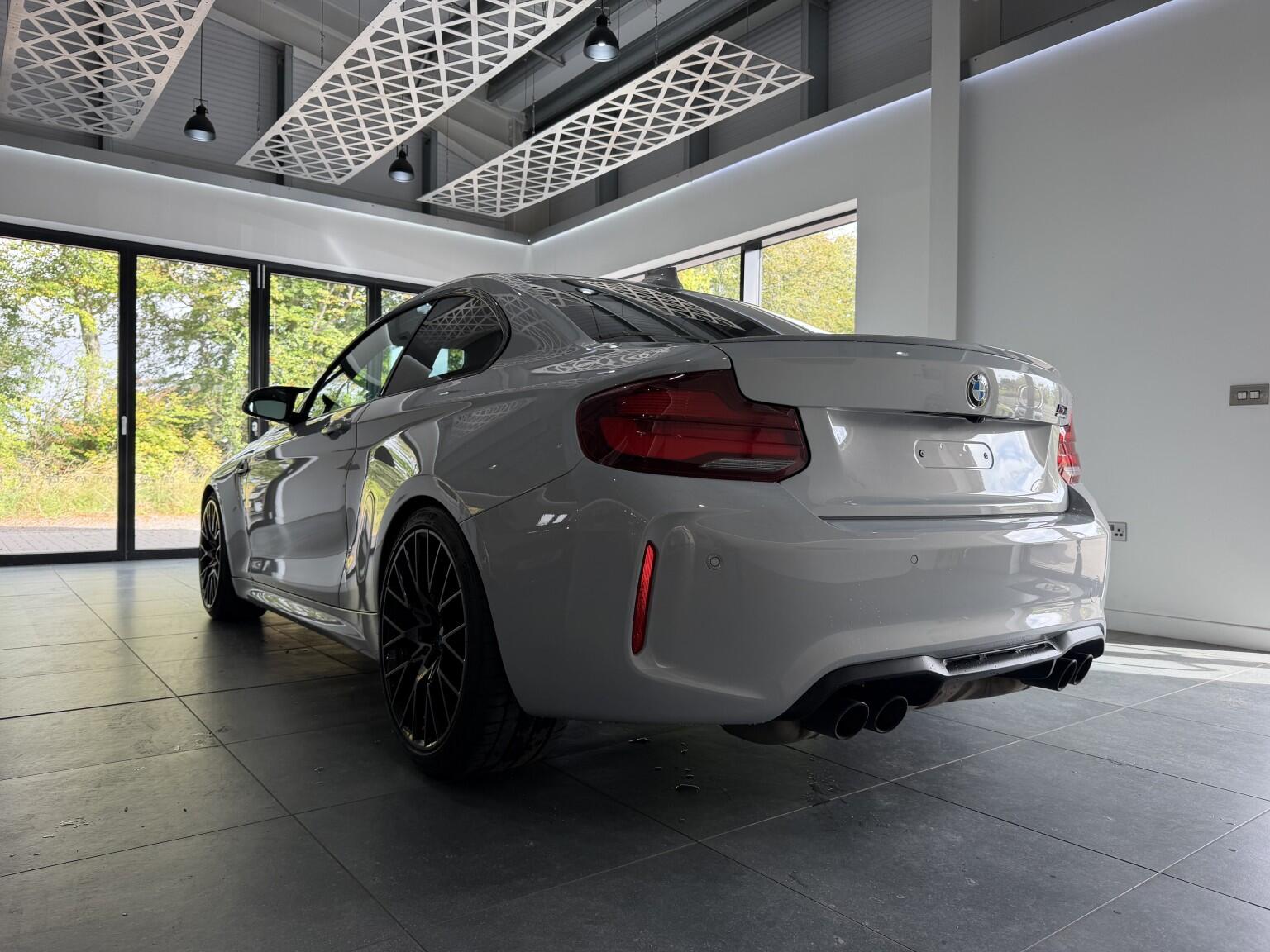 BMW M2 view 33