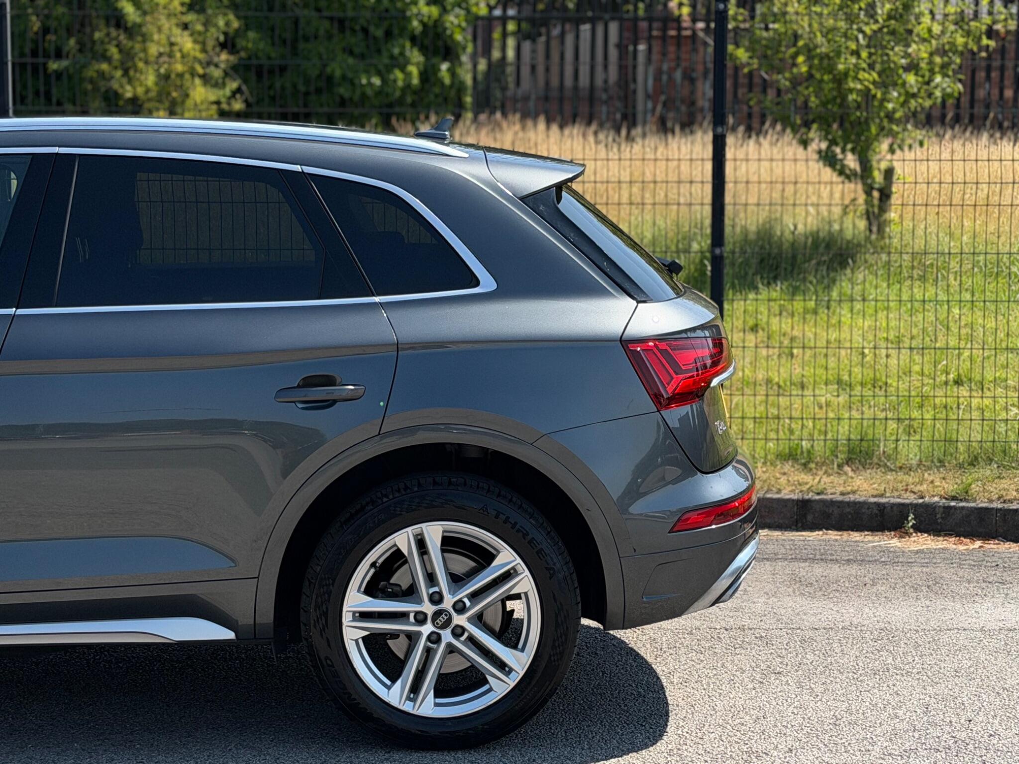Audi Q5 view 33