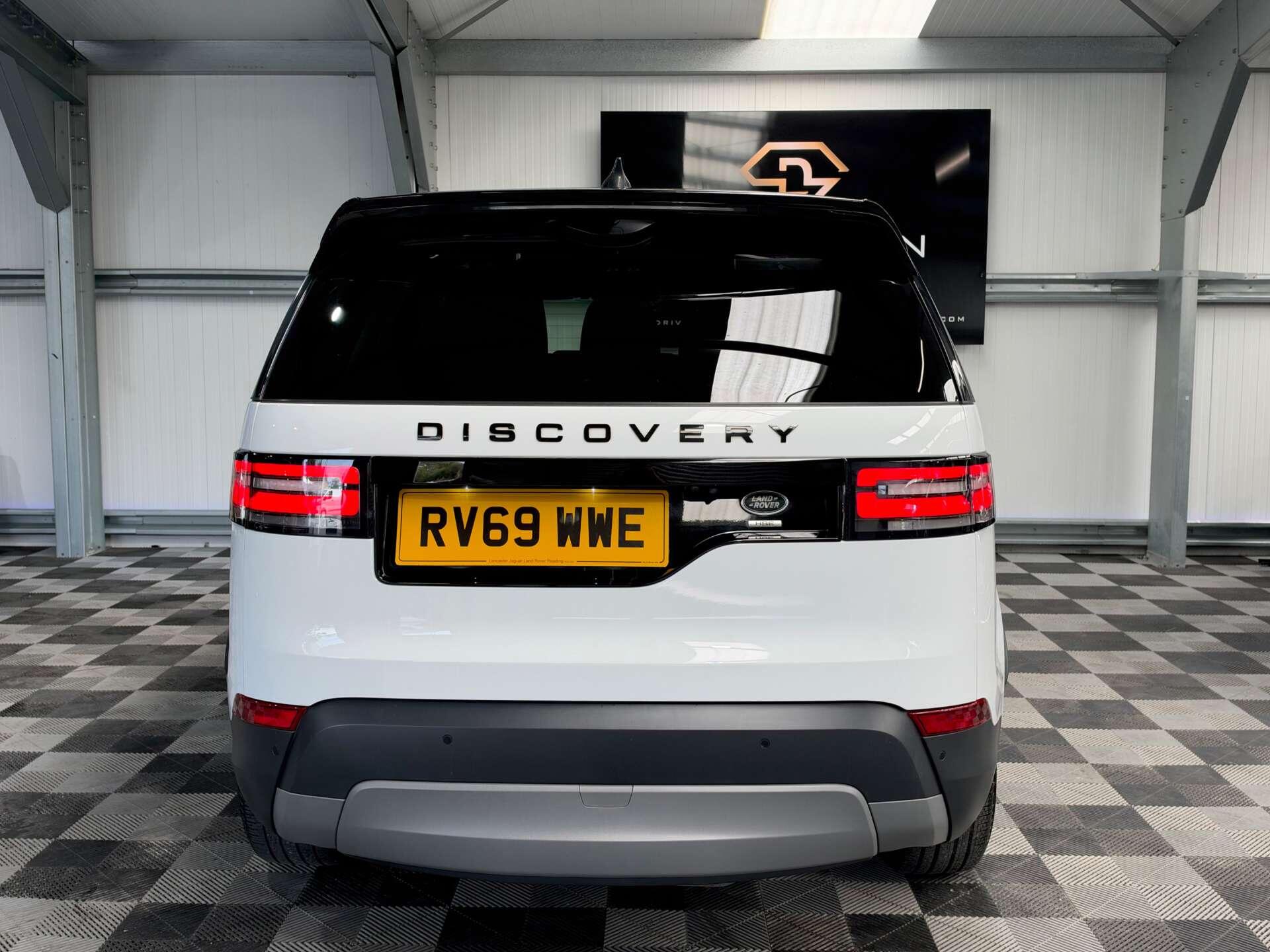 Land Rover Discovery view 20