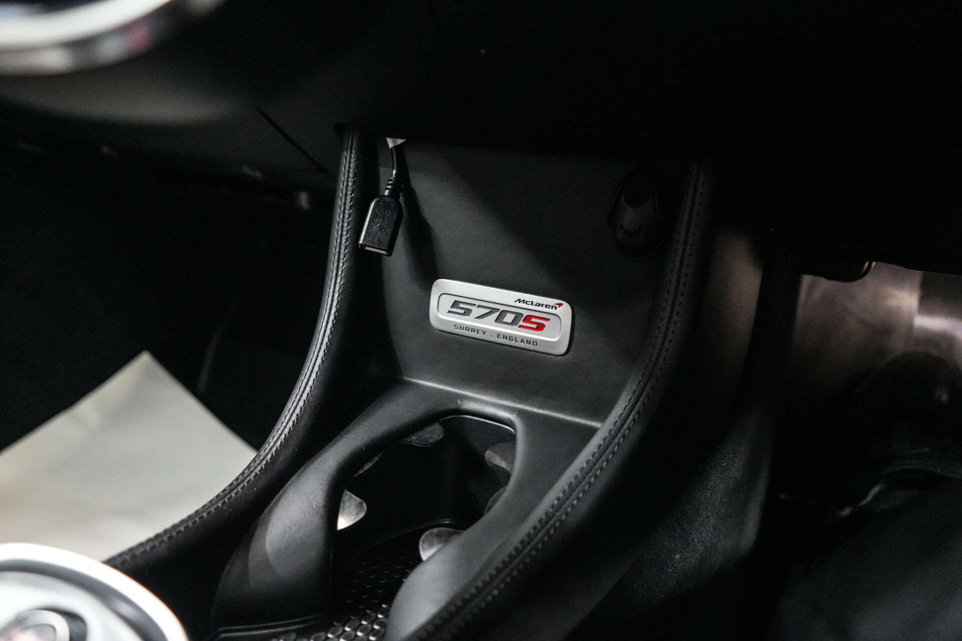Mclaren 570s view 34