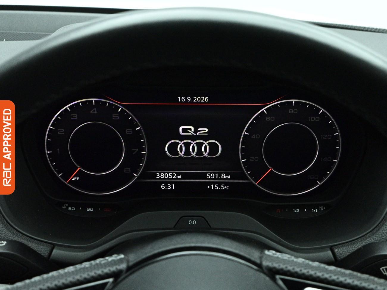 Audi Q2 view 11