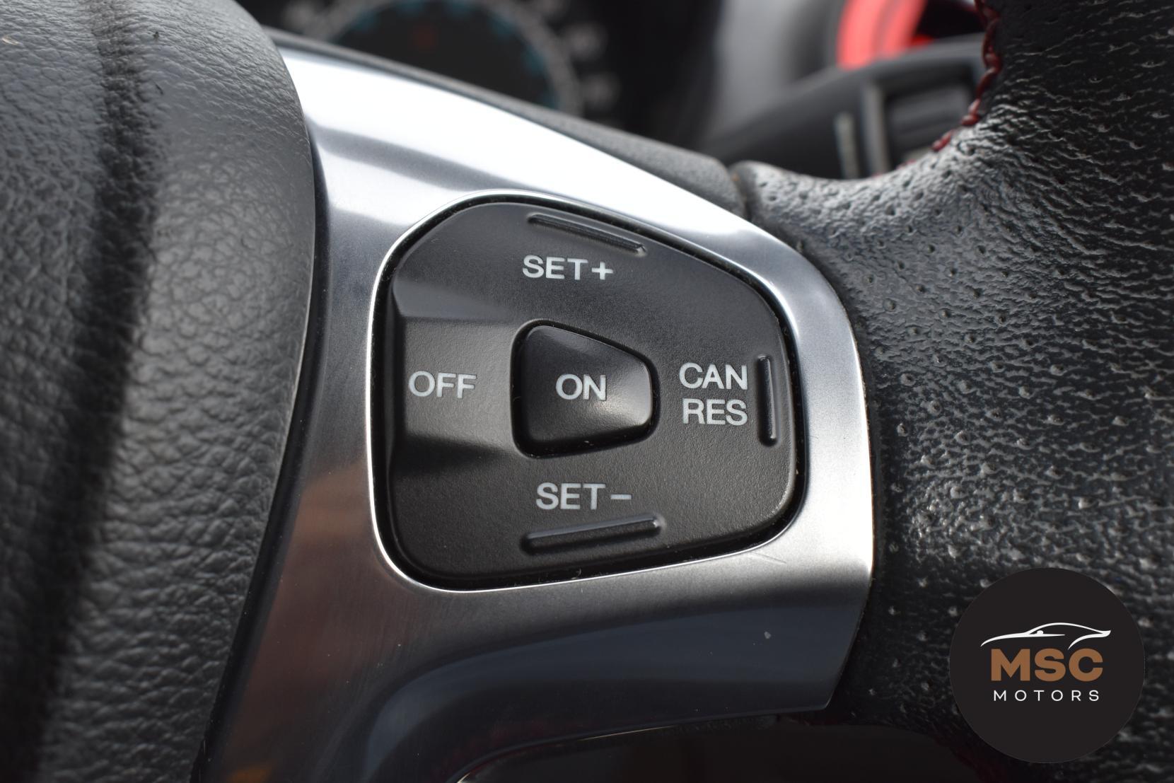 Ford Fiesta view 44